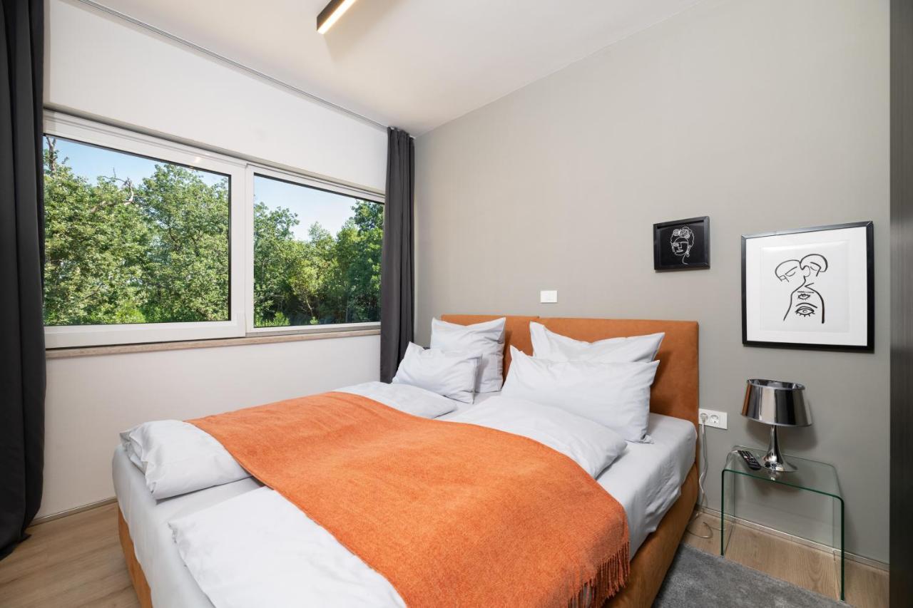 Luxus Villen Monteneto Zambratija  Extérieur photo