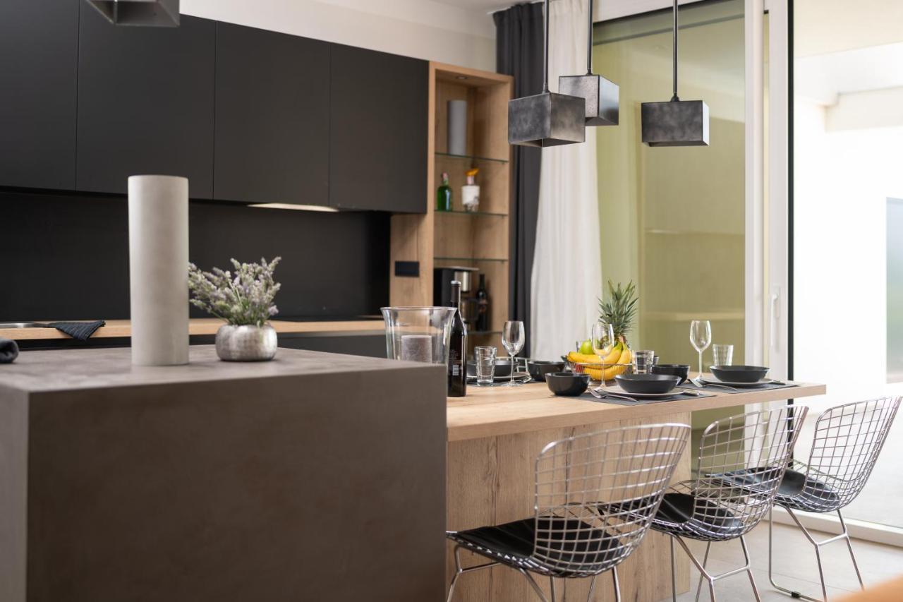 Luxus Villen Monteneto Zambratija  Extérieur photo