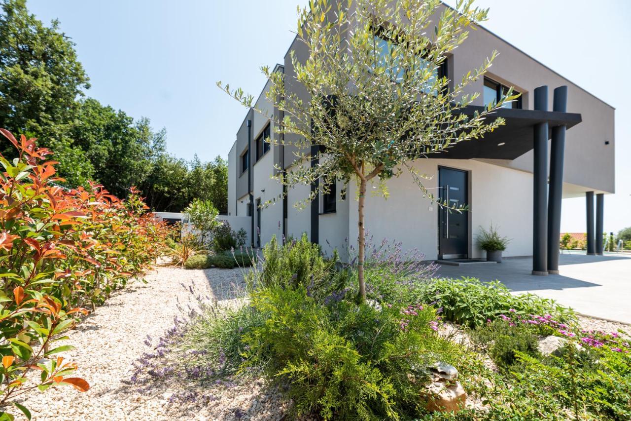 Luxus Villen Monteneto Zambratija  Extérieur photo